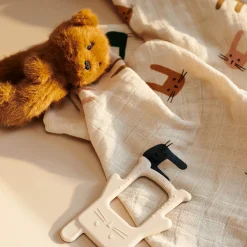 Liewood AW24 Lewis Muslin Cloths in Bunny / Sandy by Liewood (2 Pack)